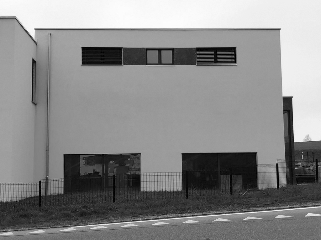 Sans enseigne